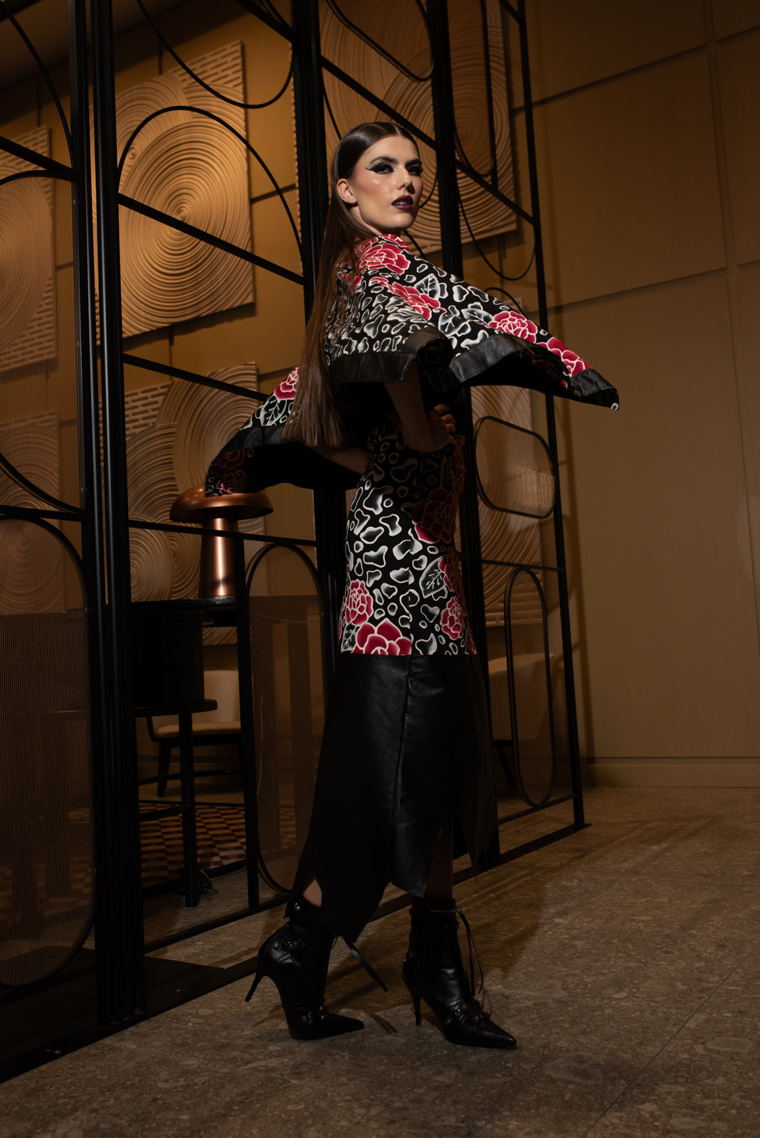 Flow Cape Velvet Rose