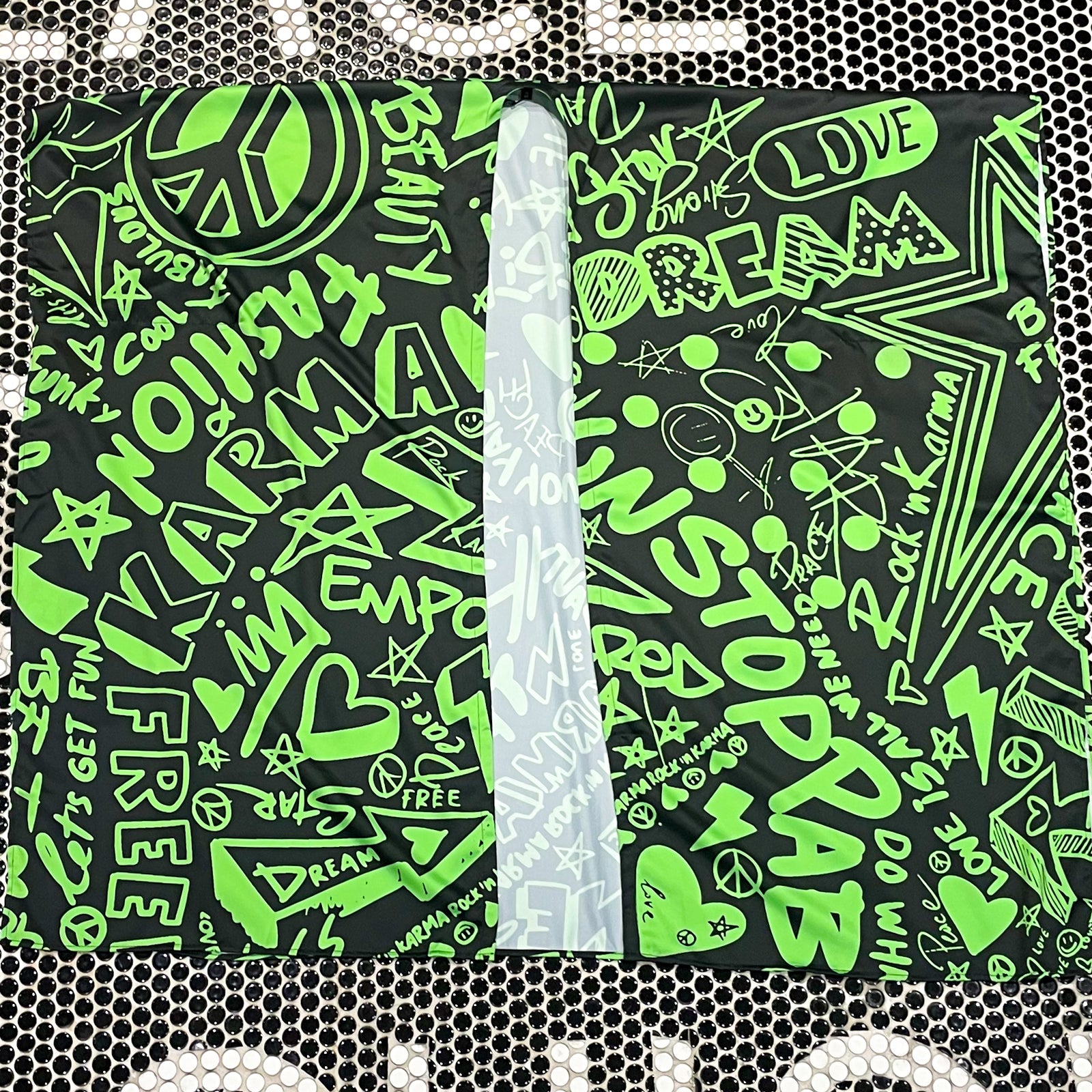 Cover Jacket Inspiring Karma Green