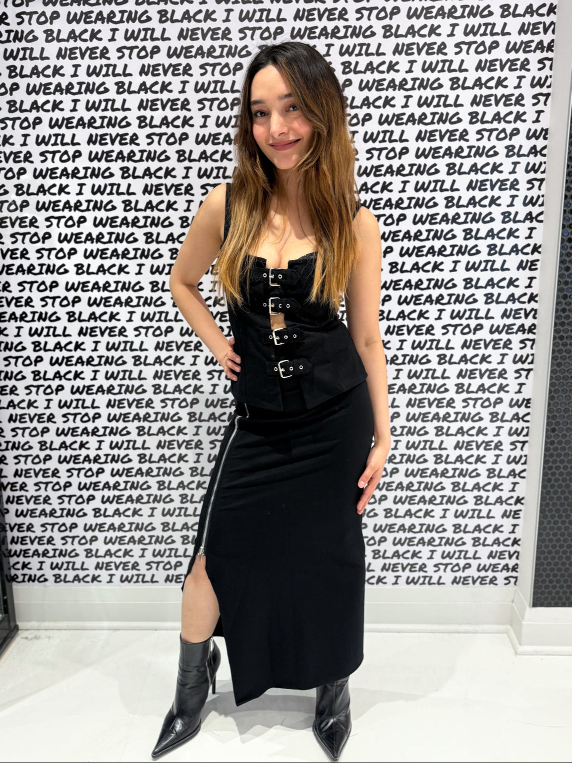High Skirt Black