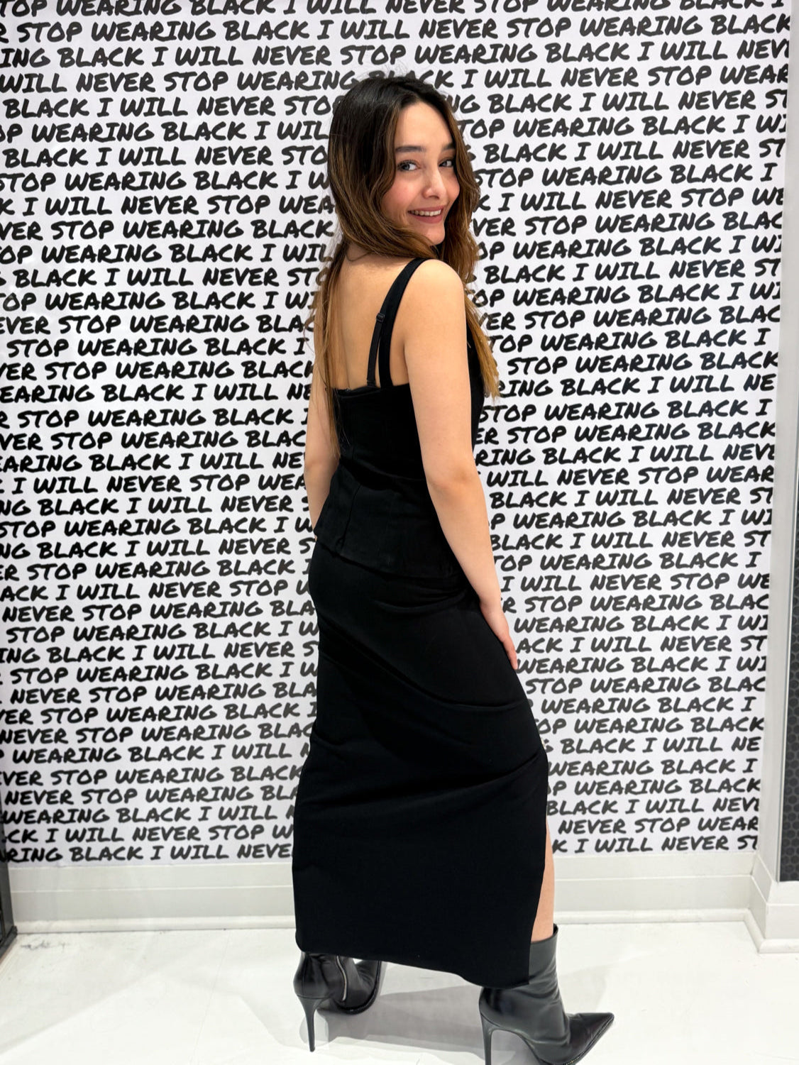 High Skirt Black